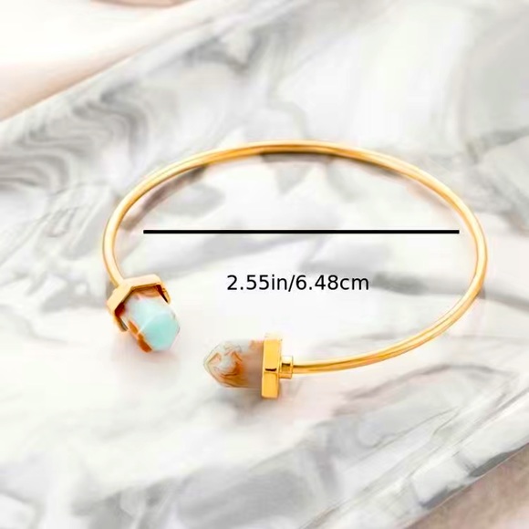 - Pretty open concept bracelet for women! - Picture 2 of 2